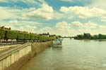 Panorama de Chalon sur Saône. Assemblage de plusieurs prise de vue et application de divers corrections afin de donner un look vintage - Photographie retouchée